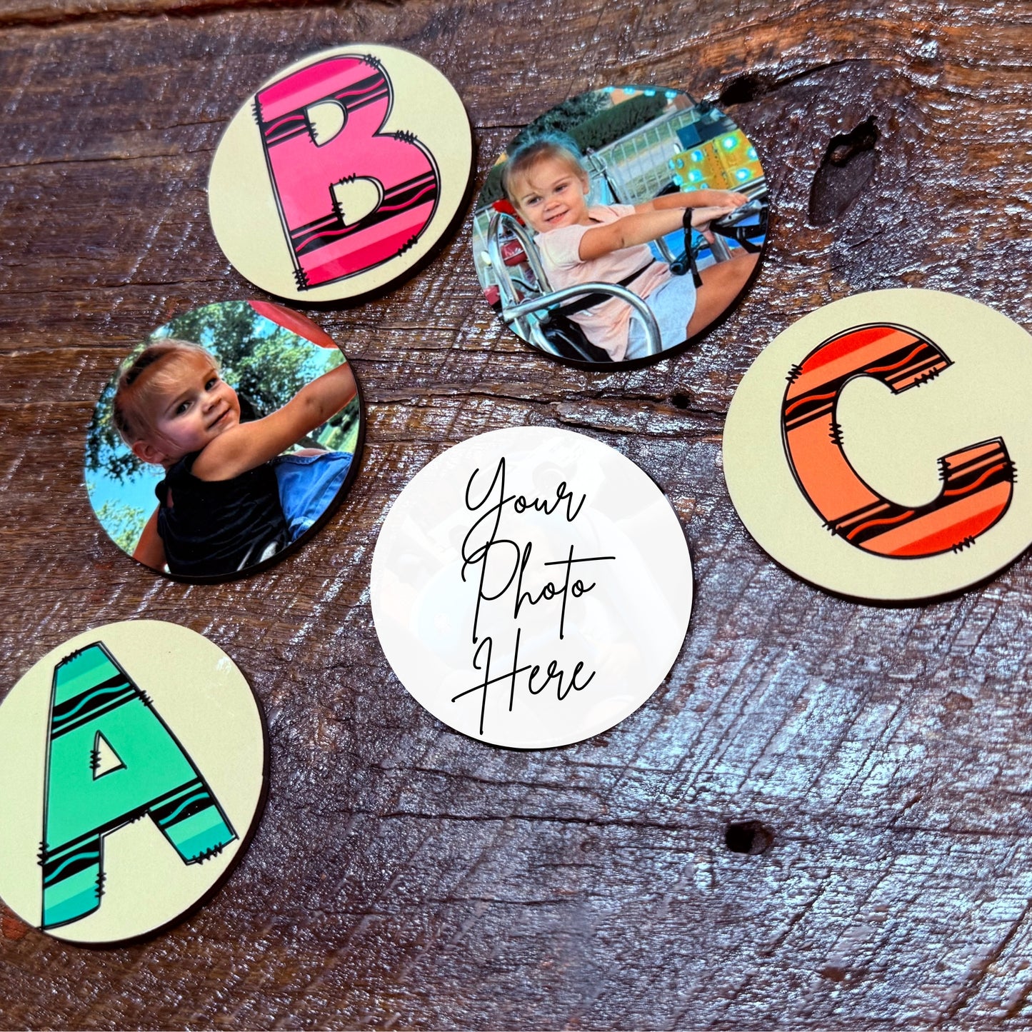 Custom Circle Photo Magnet – Personalized Keepsake Gift, Anniversary & Wedding Favor