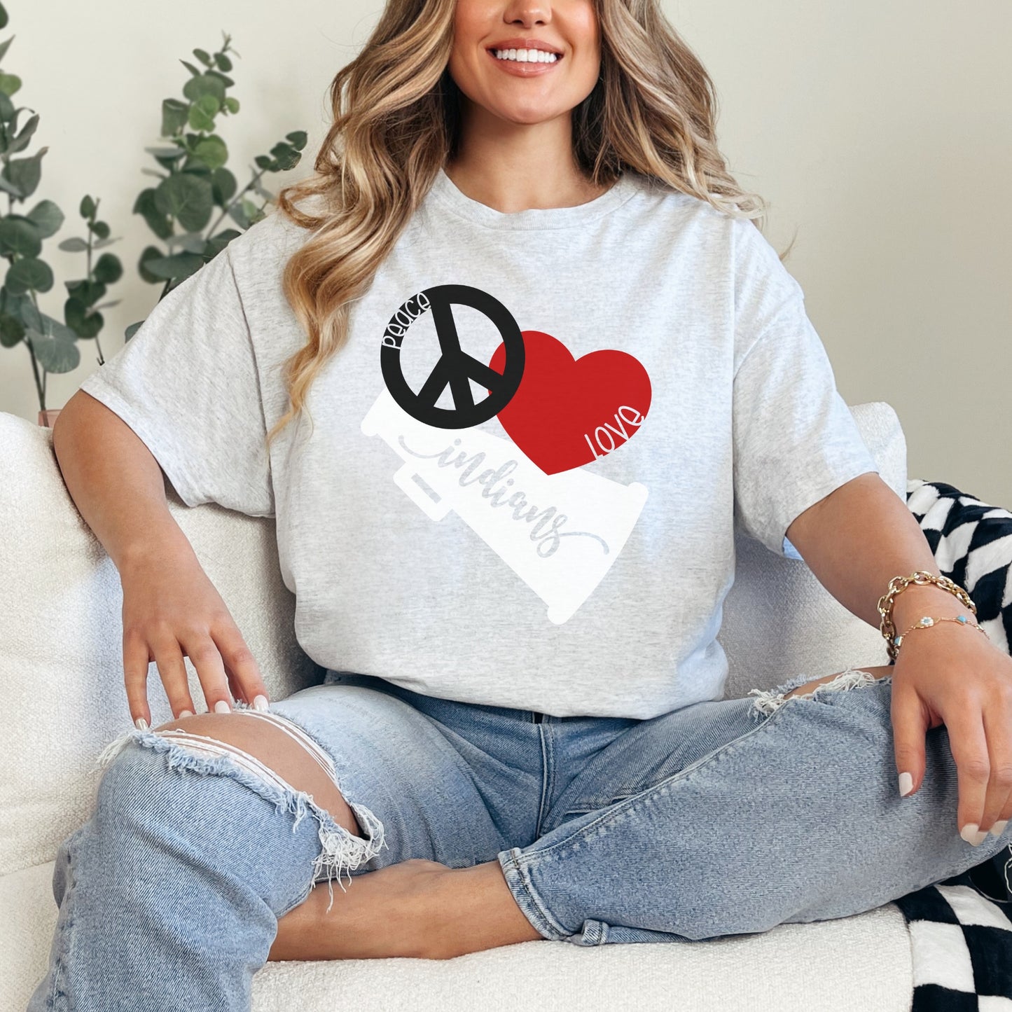 Du Quoin Indians Tee | Peace Love Indians Tee