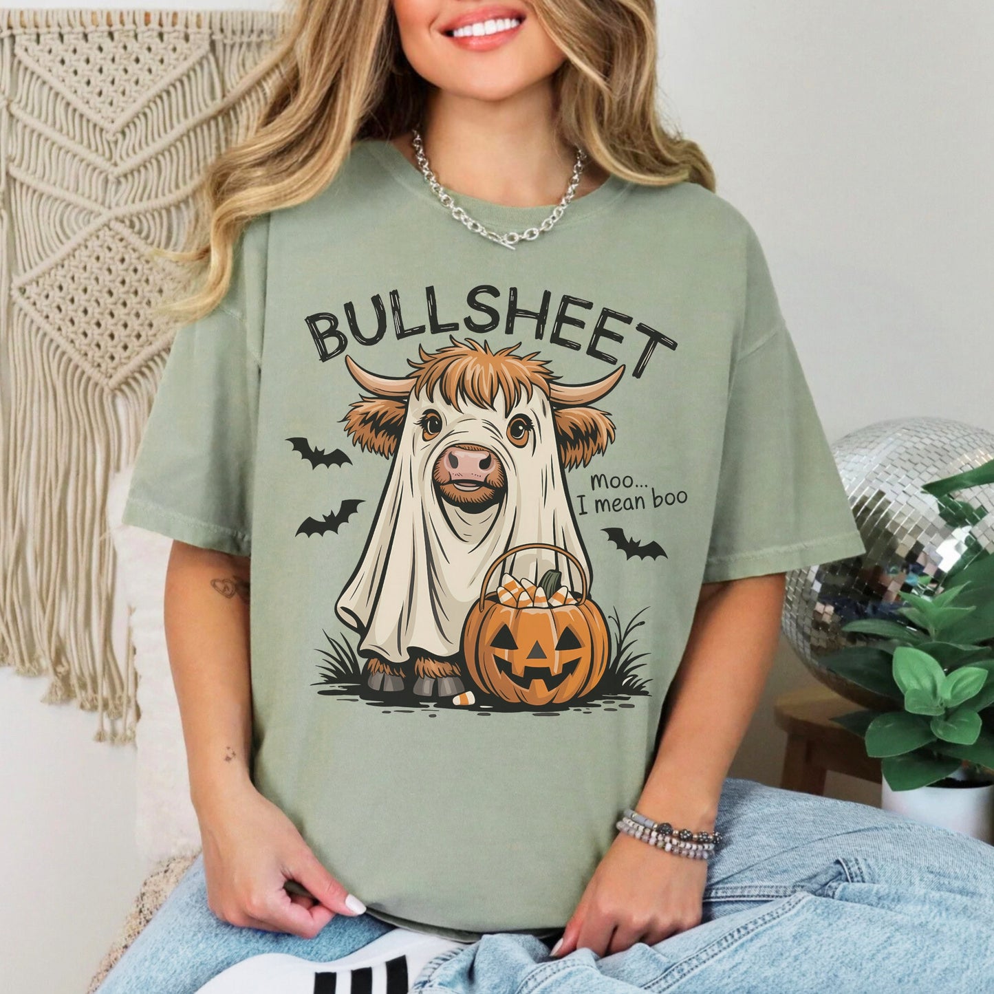 Bullsheet Comfort Colors® Tee – Funny Halloween Unisex Graphic T-Shirt
