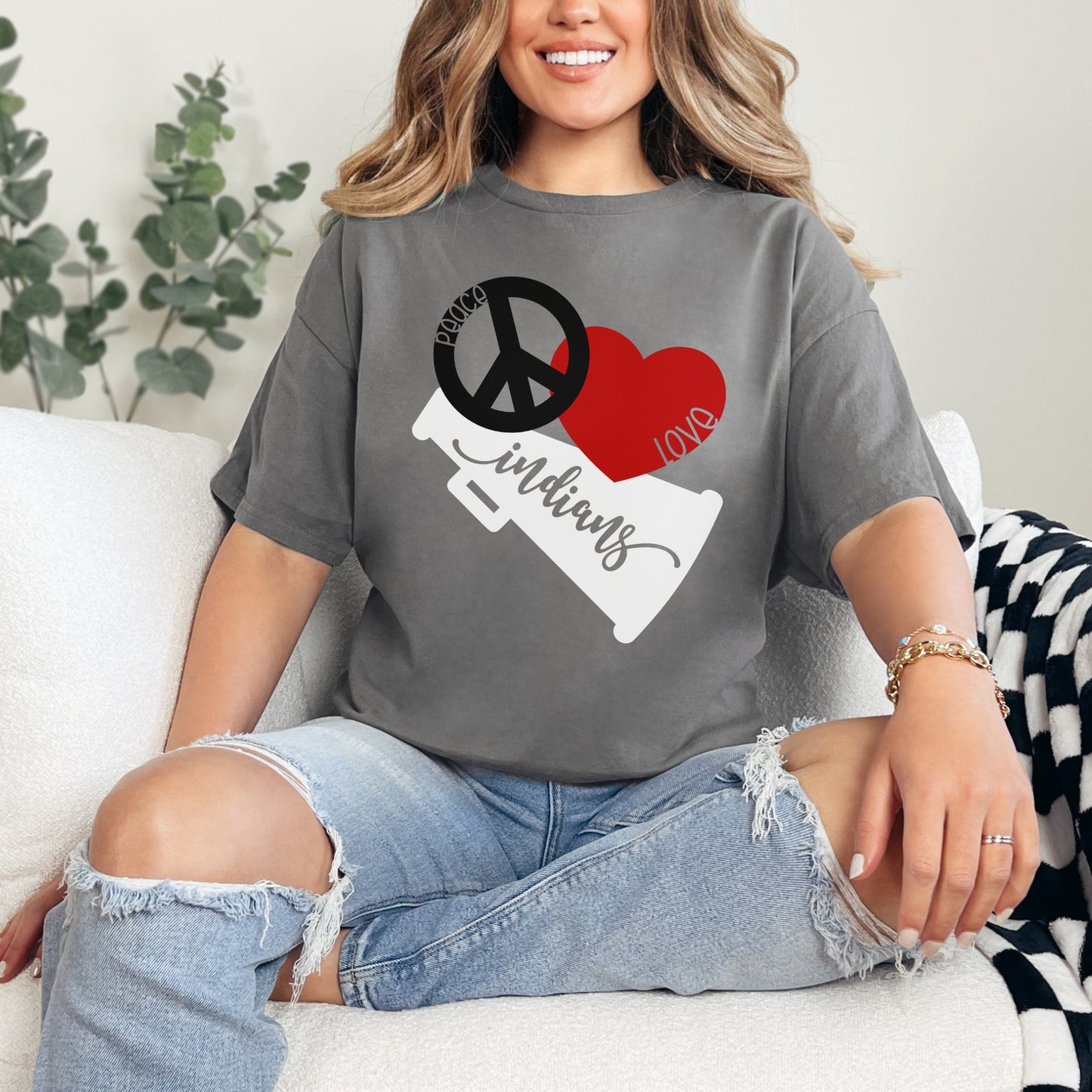 Du Quoin Indians Tee | Peace Love Indians Tee