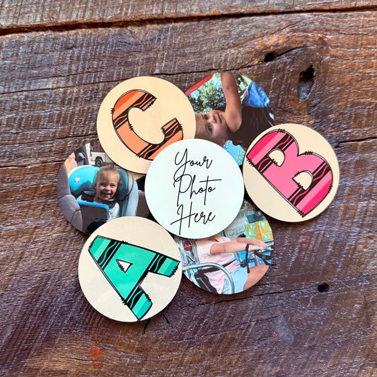 Custom Circle Photo Magnet – Personalized Keepsake Gift, Anniversary & Wedding Favor