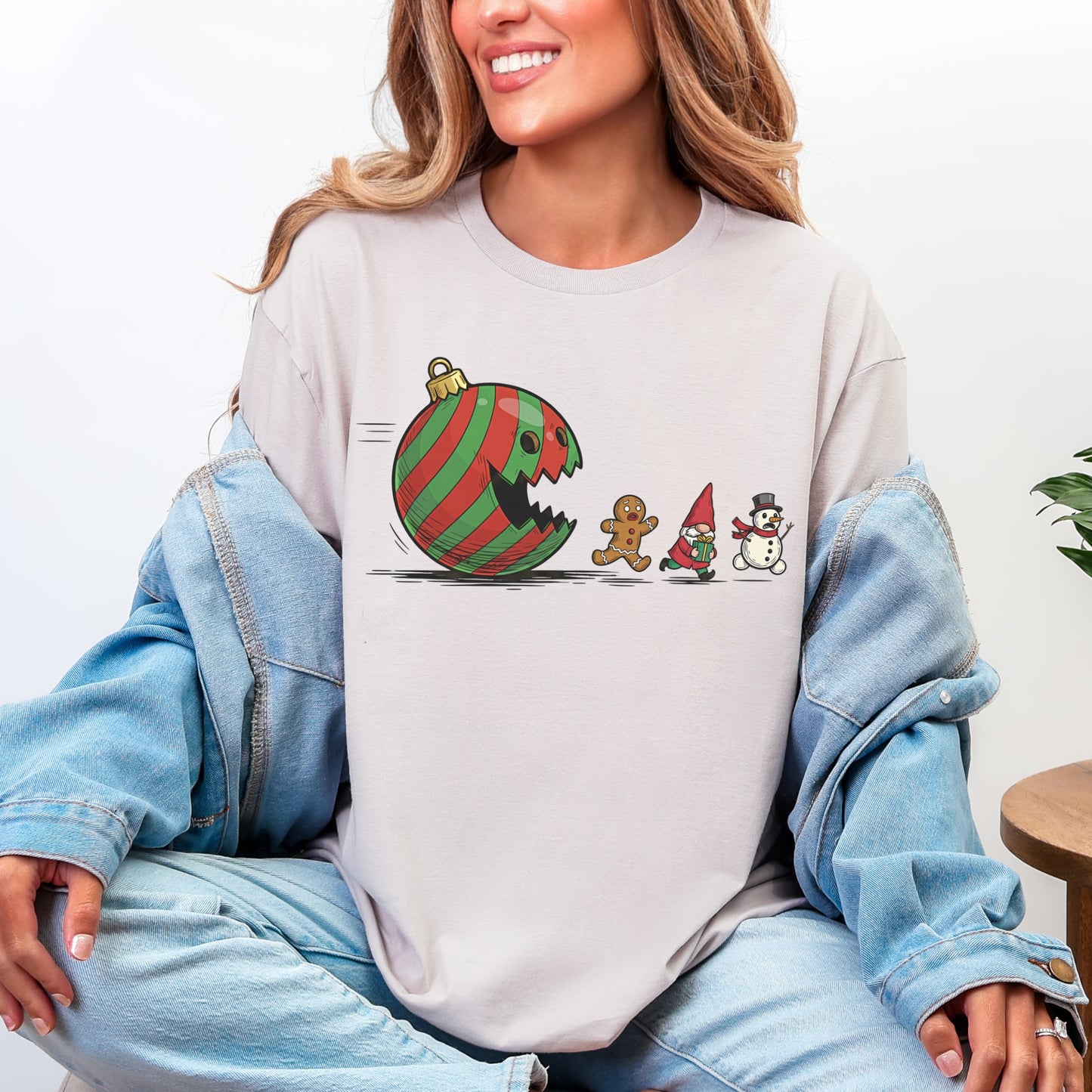 Run, Run, It’s Christmas! Tee