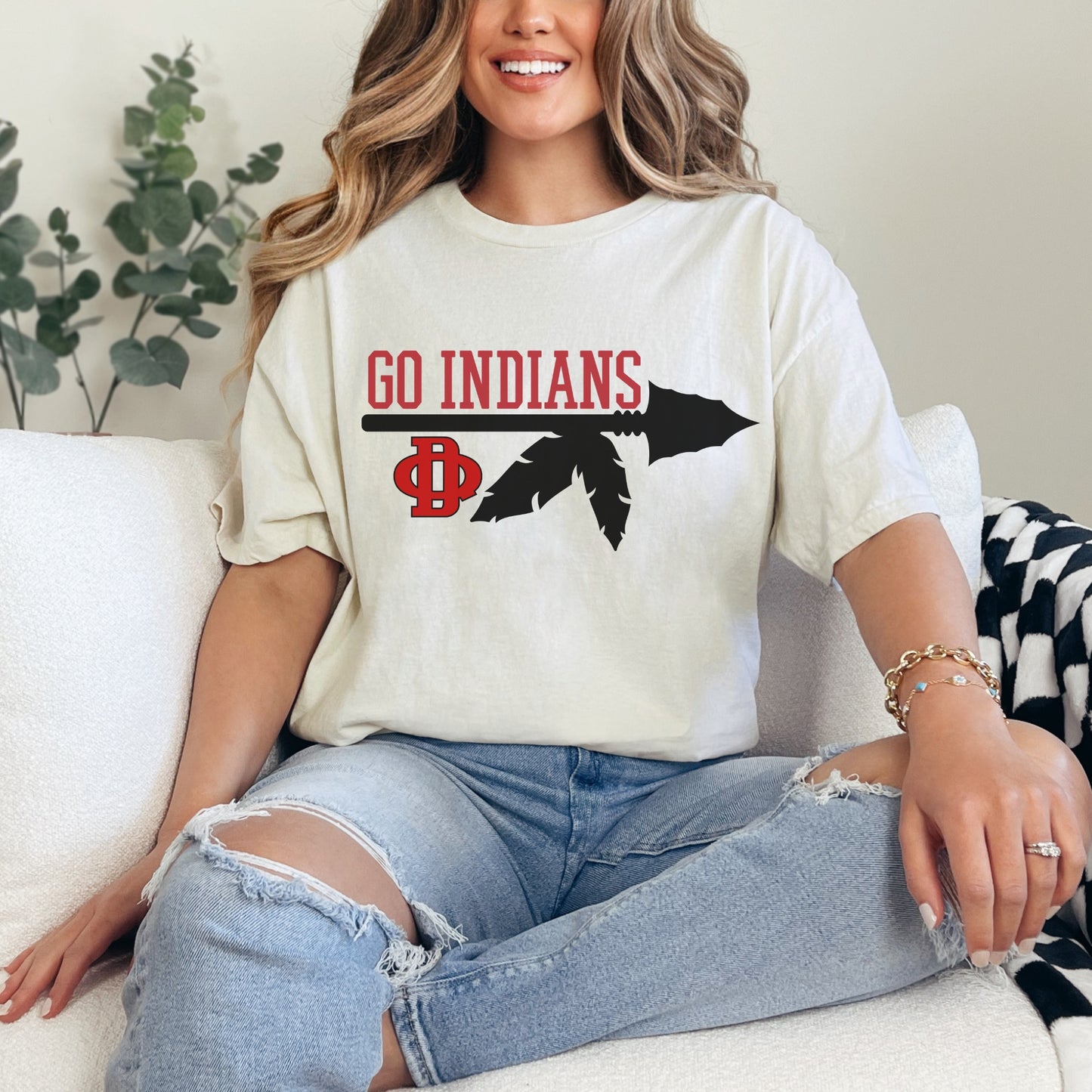 Du Quoin Indians Tee | Go Indians Arrow Team Spirit Shirt