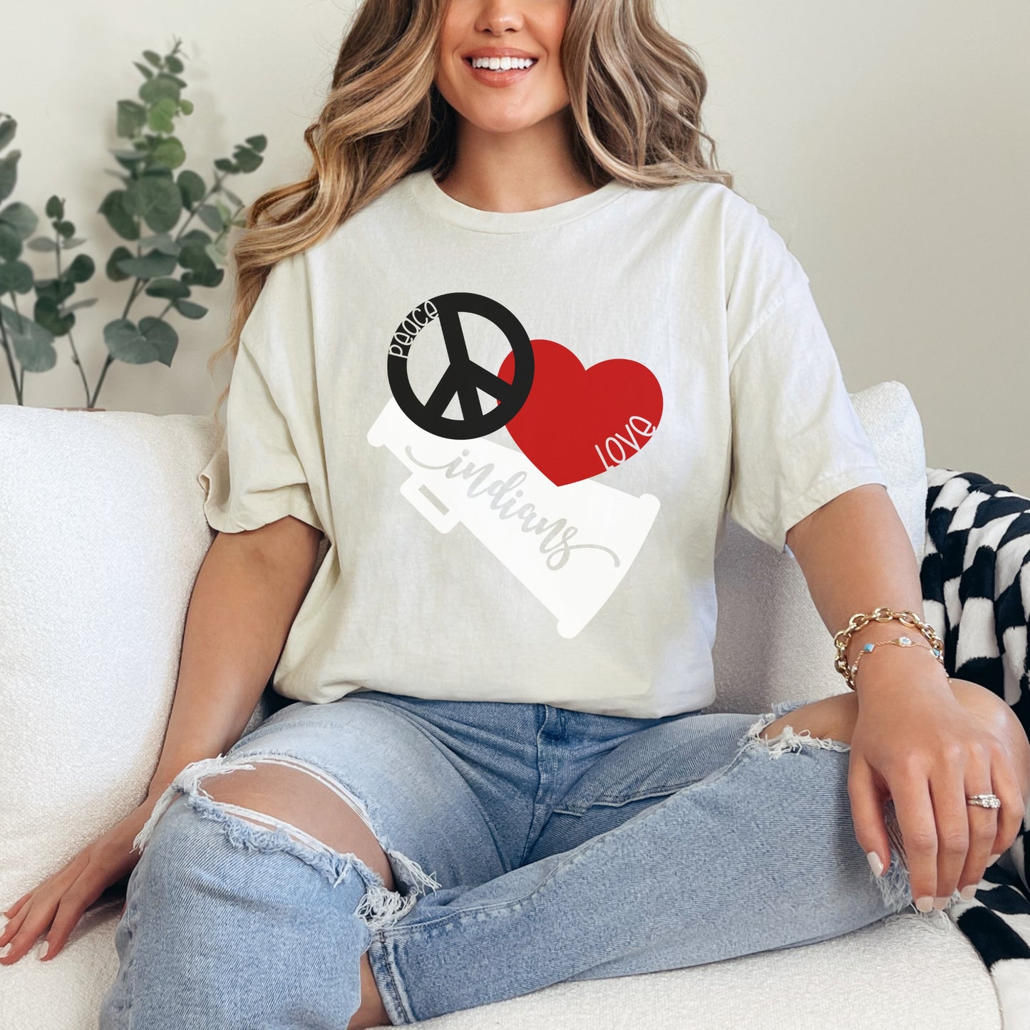 Du Quoin Indians Tee | Peace Love Indians Tee